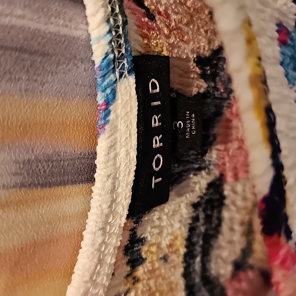 Lot Of 3 Torrid And Spense 3X - Picture 4 of 14